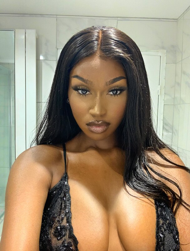 Elinda San nude photo 10