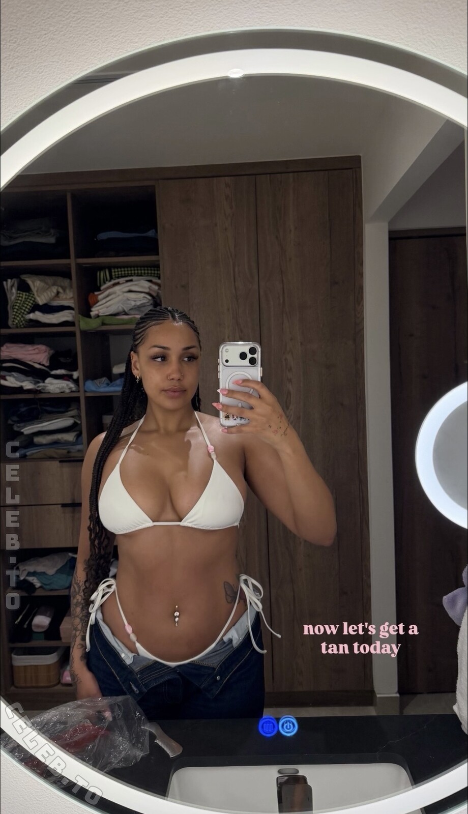 Elisa Loah RLR nude photo 1