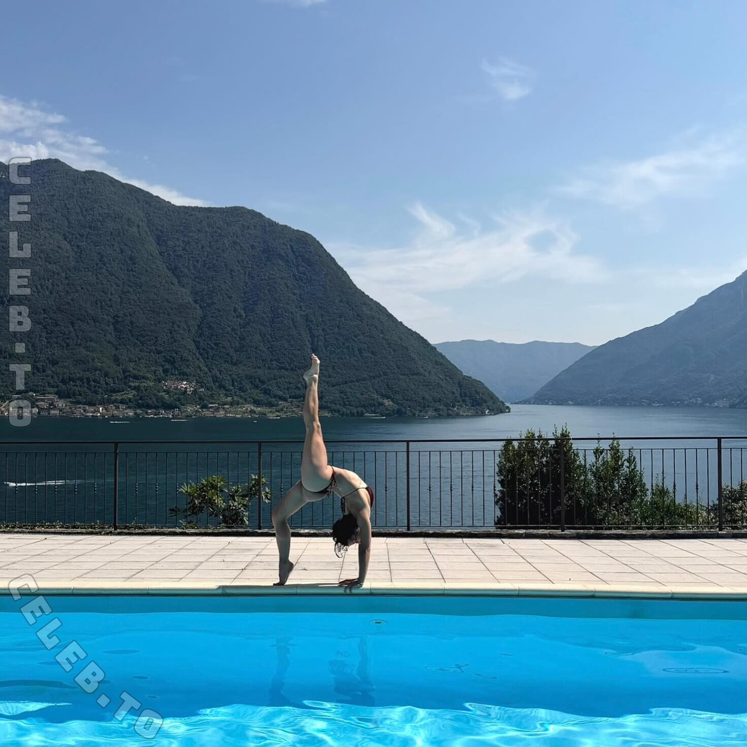 Elisa Meneghini nude photo 6