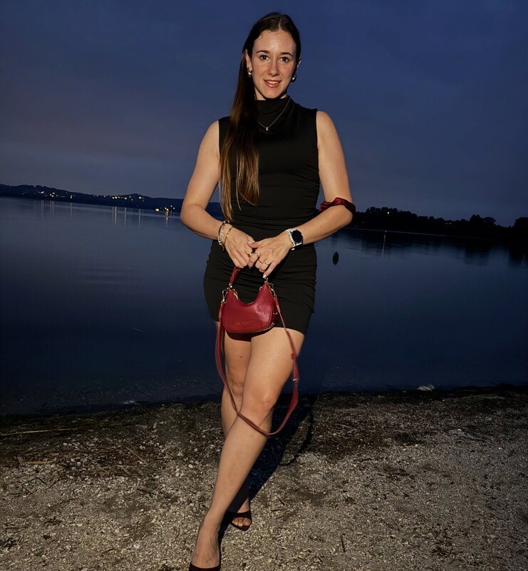 Elisa Santinon nude photo 33