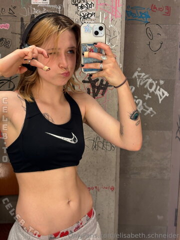 elisabeth.schneider nude photo 22