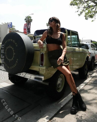 Elisabetta Canalis nude photo 9