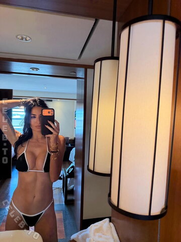 Elisabetta Gregoraci nude