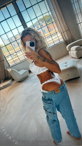 Eliza-Marie Klenner nude photo 43