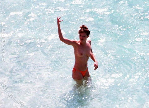 Elizabeth Jane Hurley nude photo 5