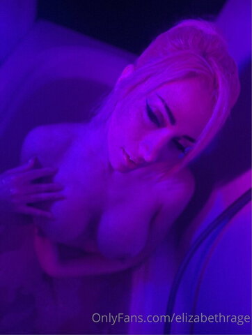 Elizabeth Rage nude photo 12