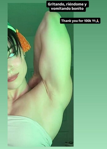 Elizabeth Reynoso nude photo 1