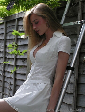 Elizabeth Vasilenko nude photo 46