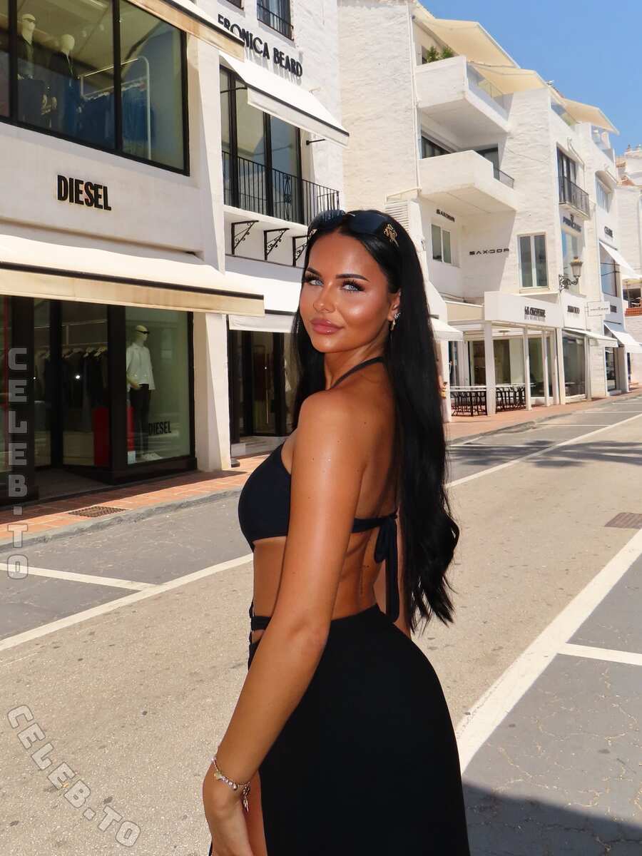 Eljana.kva nude photo 2