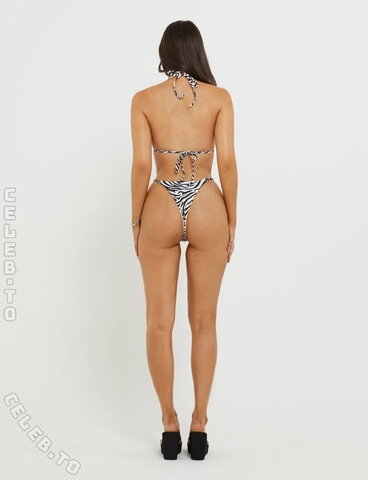 Ella Cervetto nude photo 5