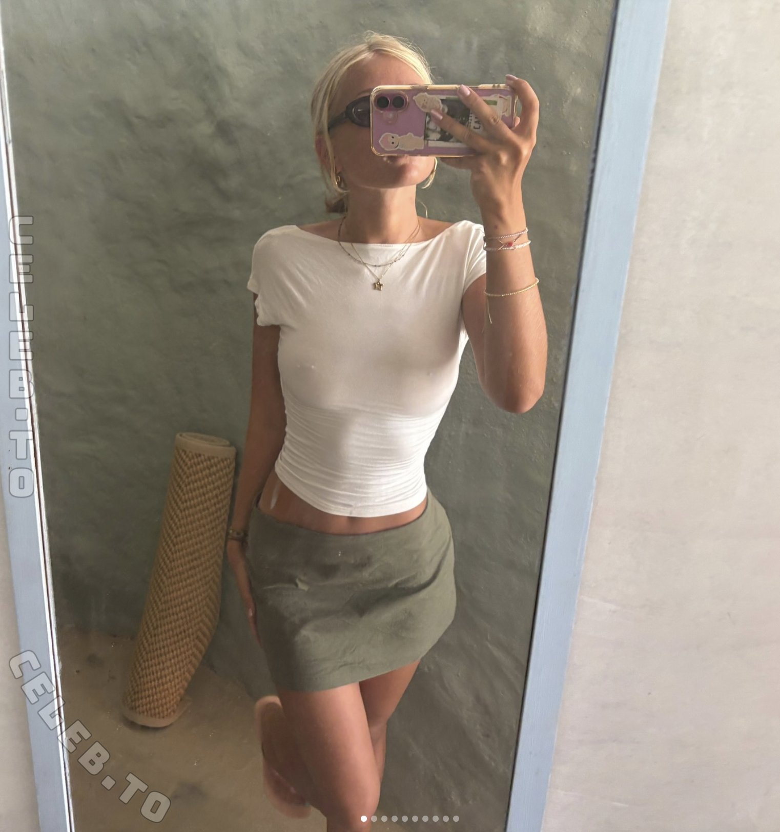 Ella Kania nude photo 8