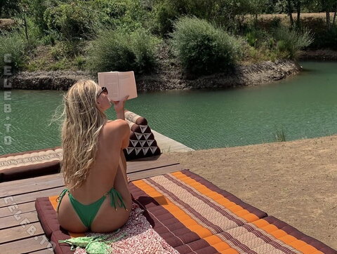 Ella Kania nude photo 10