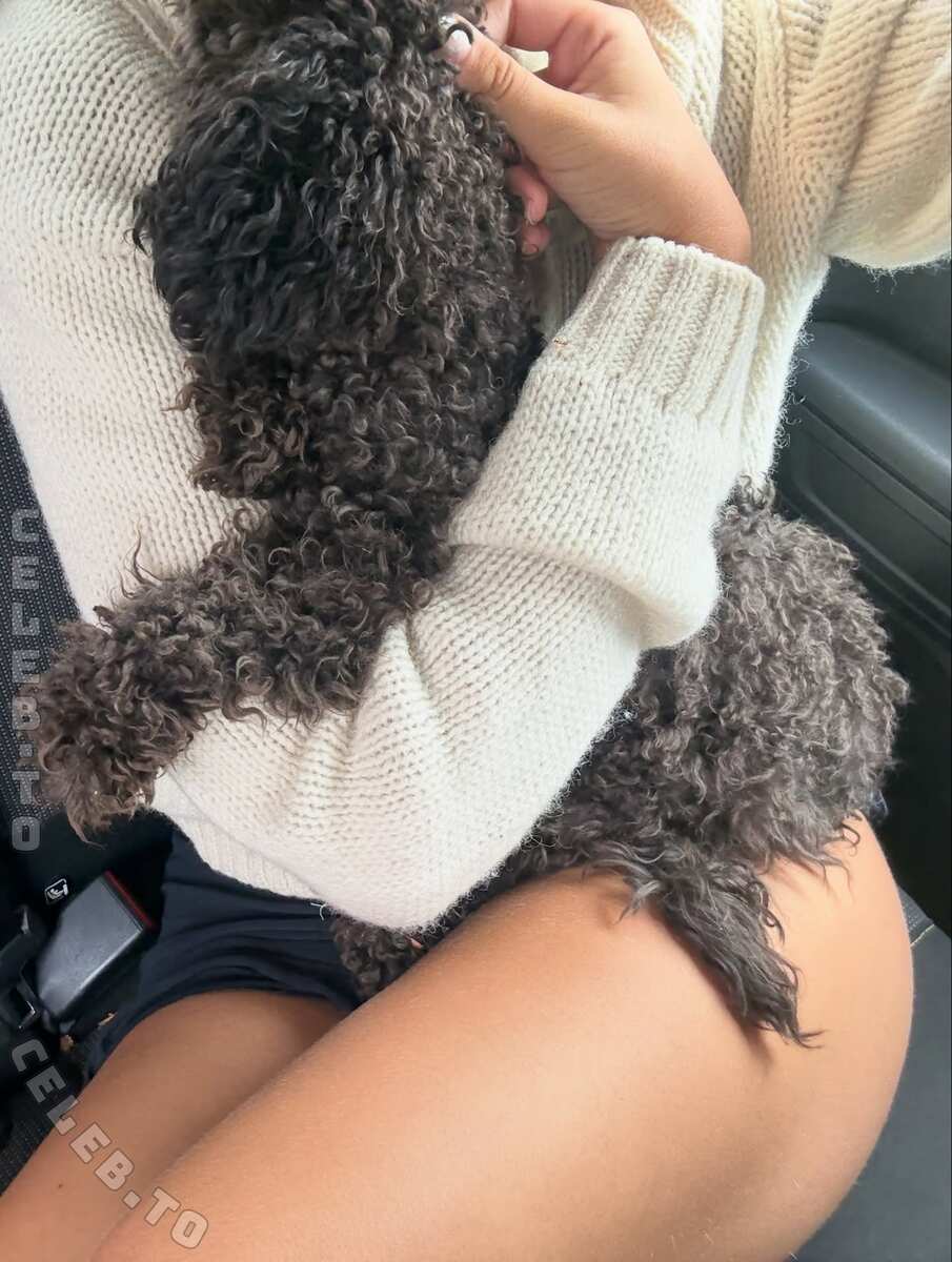 Ella Kania nude photo 2