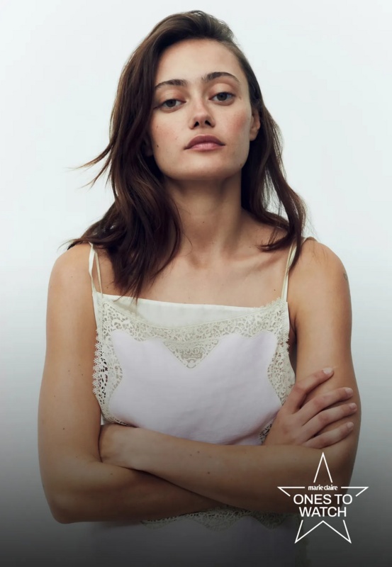 Ella Purnell nude photo 7