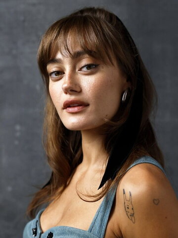 Ella Purnell Sexy (4 photos)