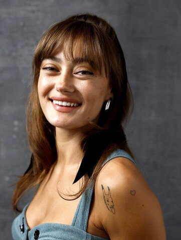 Ella Purnell nude photo 3