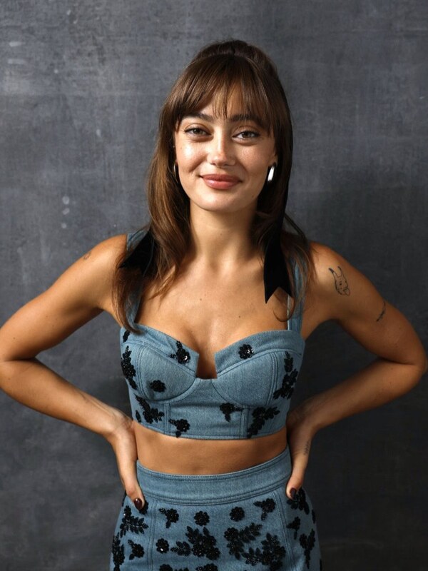 Ella Purnell nude photo 4