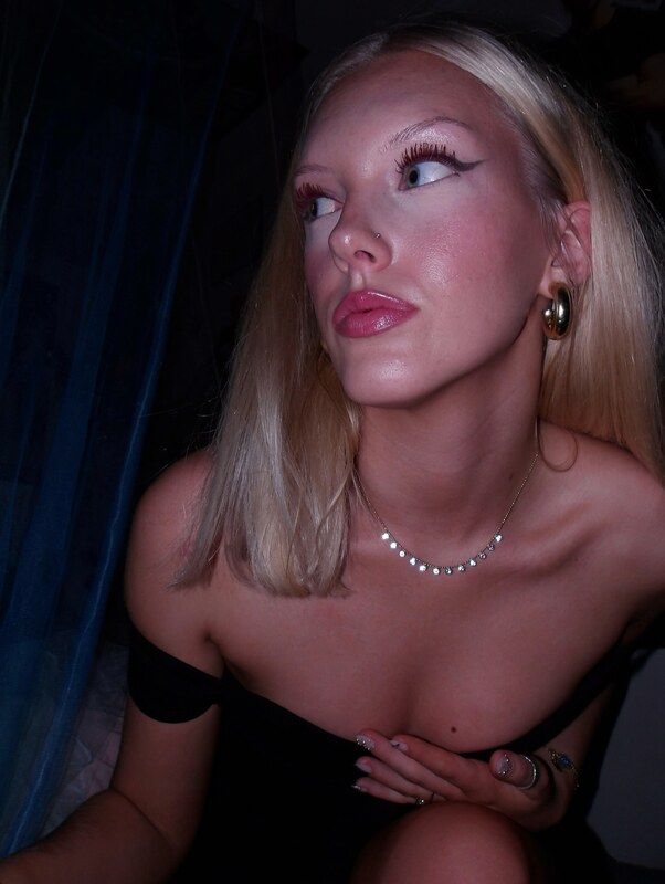 Ella Waldrop nude photo 7