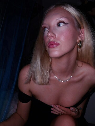 Ella Waldrop nude photo 15