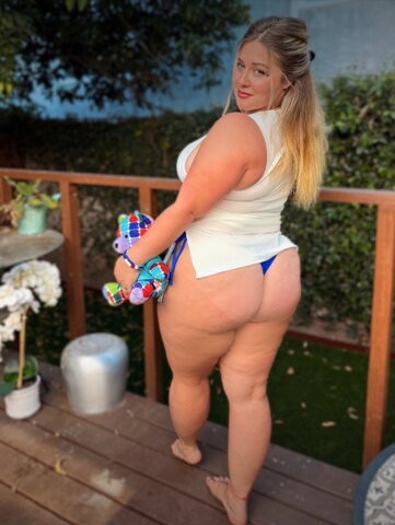 Ellana Bryan nude photo 4