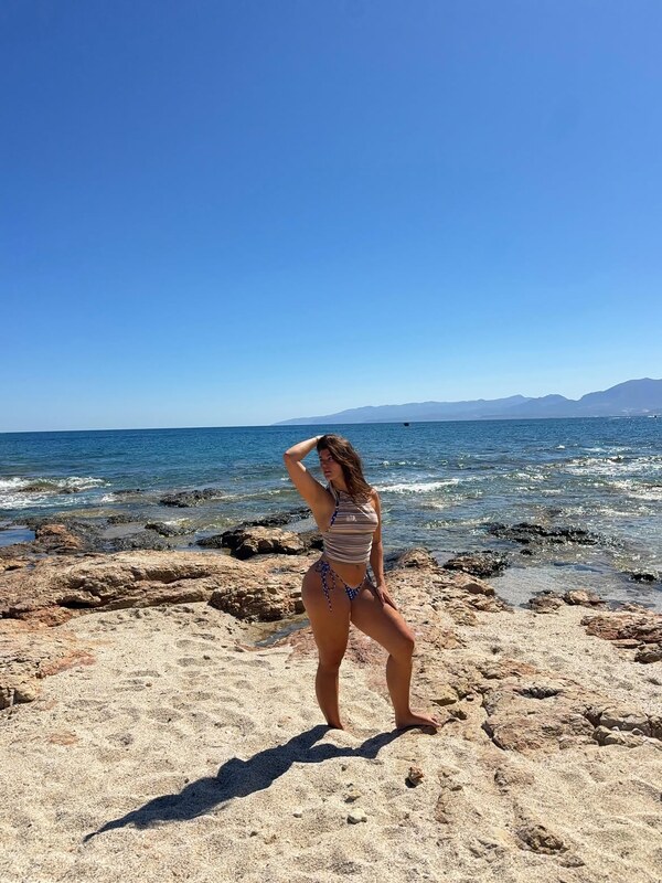 elle edwards nude photo 7