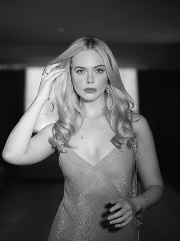 Elle Fanning Sexy (9 photos)