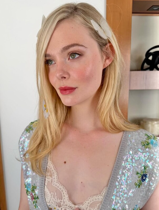 Elle Fanning nude photo 3