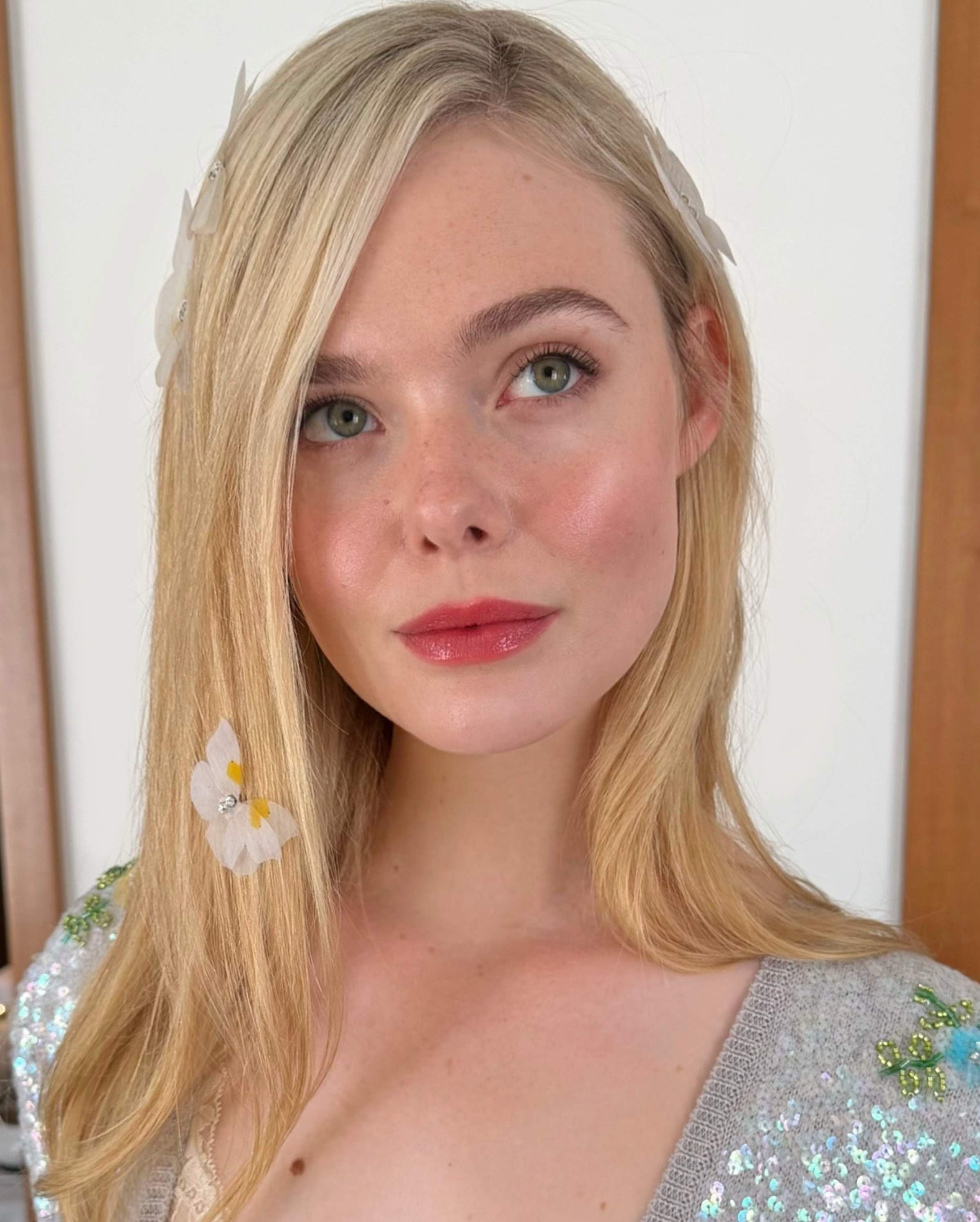 Elle Fanning nude photo 2