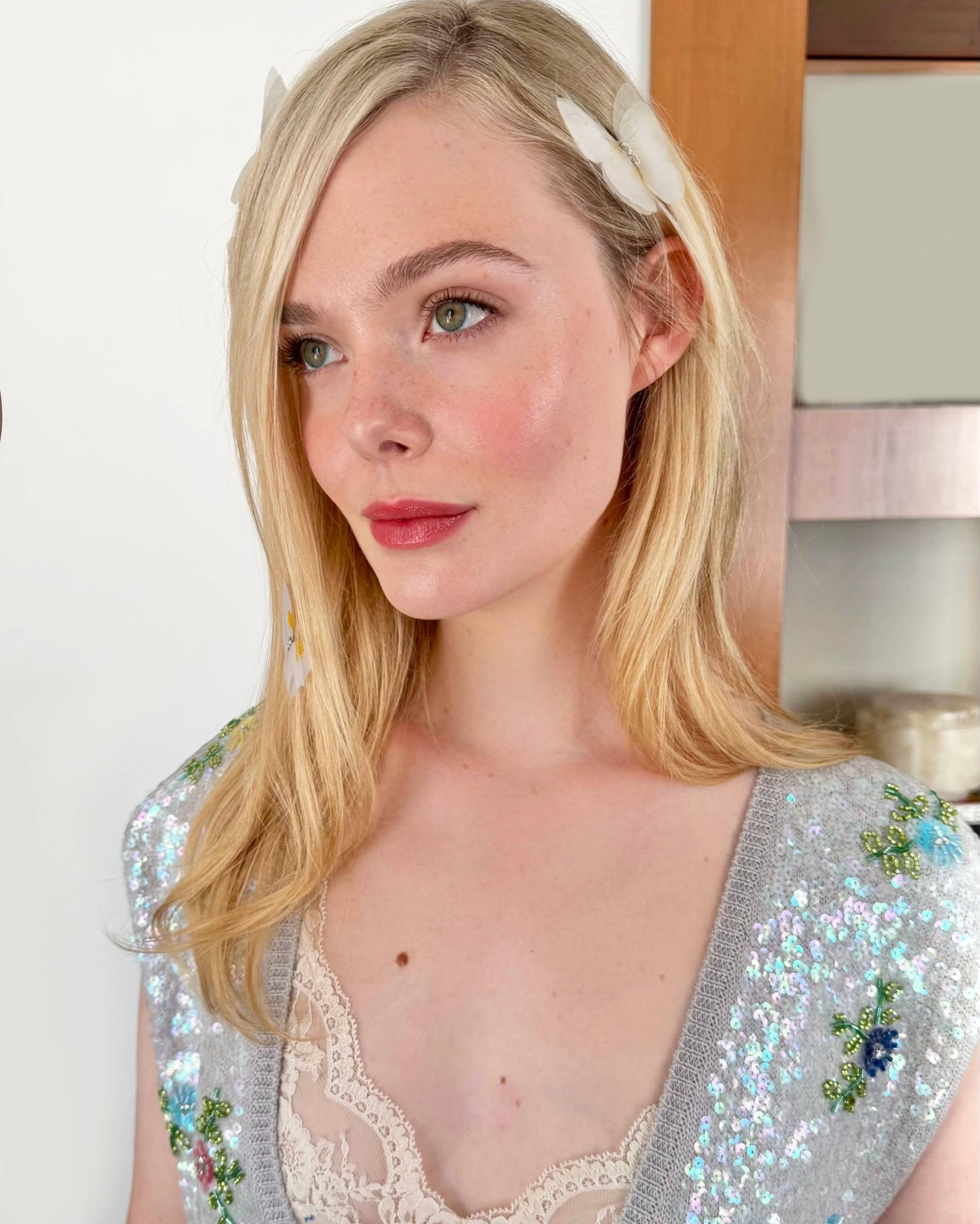 Elle Fanning nude photo 4