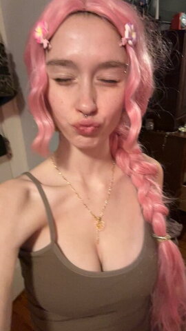 Ellesasmrr Hot (3 photos)