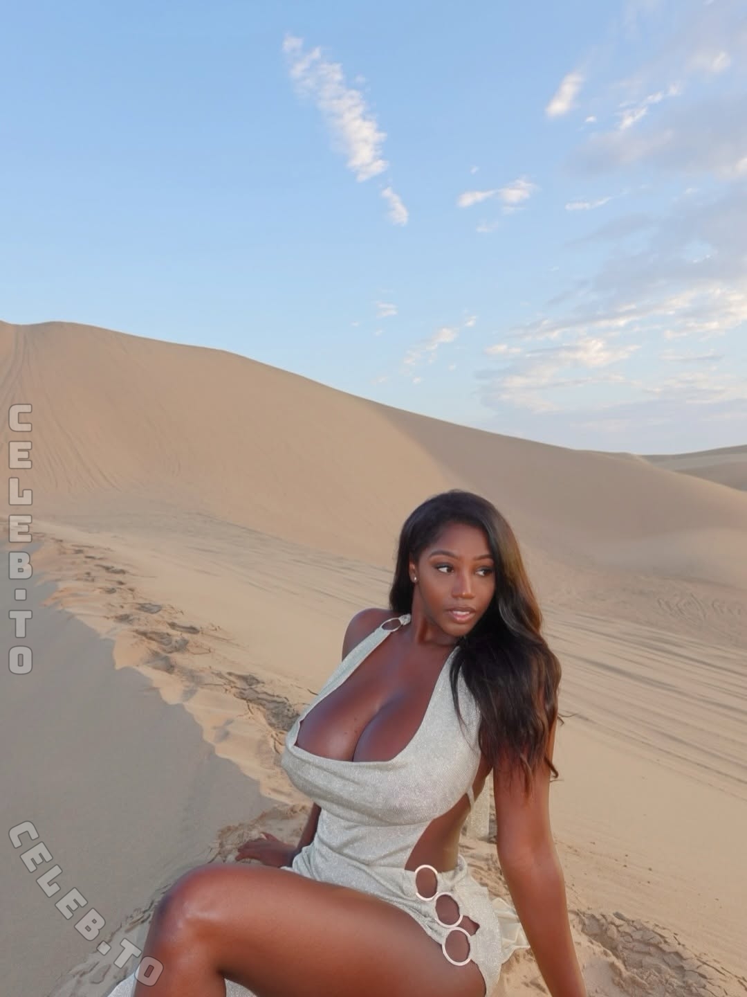 Ellie The Empress nude photo 2