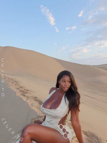 Ellie The Empress photo 2