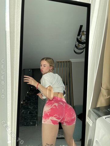 Ellie_Candy nude photo 20