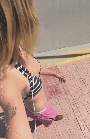 Elli.grr Sexy (1 photo)