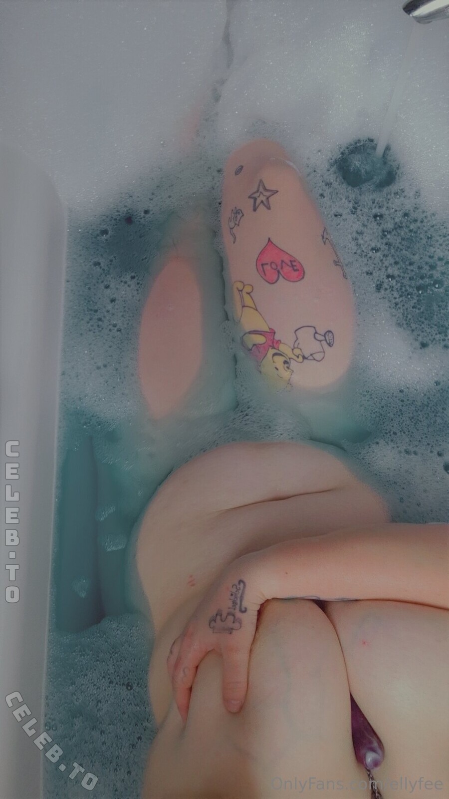 Ellyfee nude photo 6