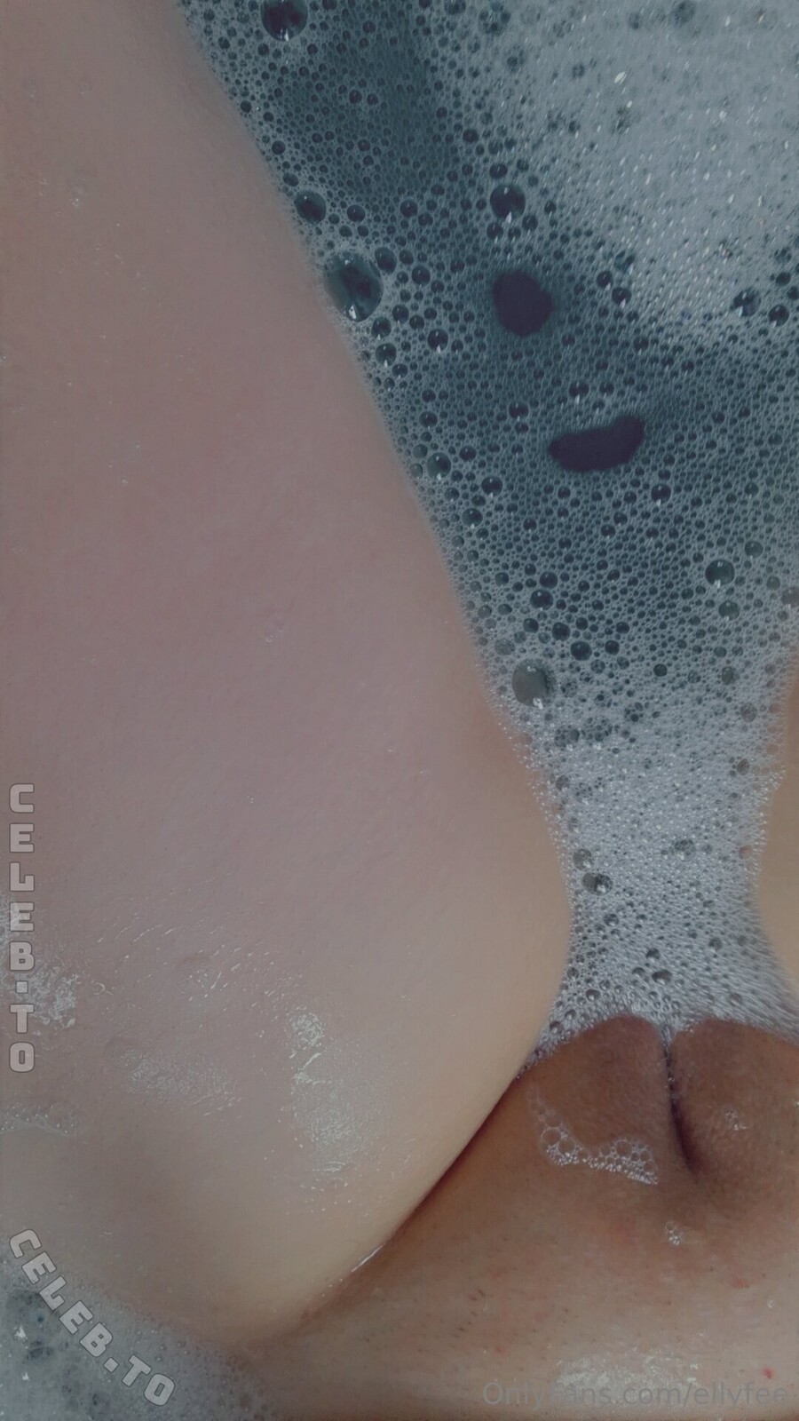 Ellyfee nude photo 10