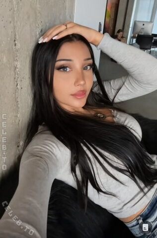 elquaria nude photo 8