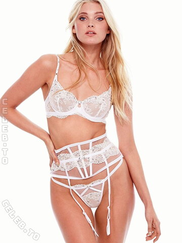 Elsa Hosk nude photo 36