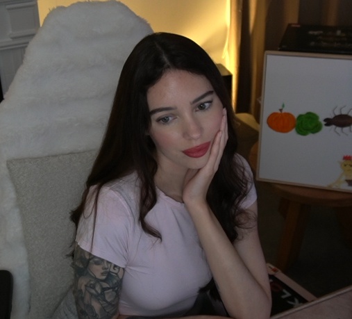 ELTK nude photo 18