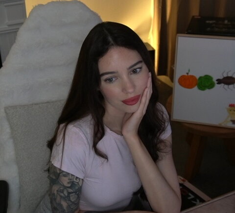 ELTK nude photo 34