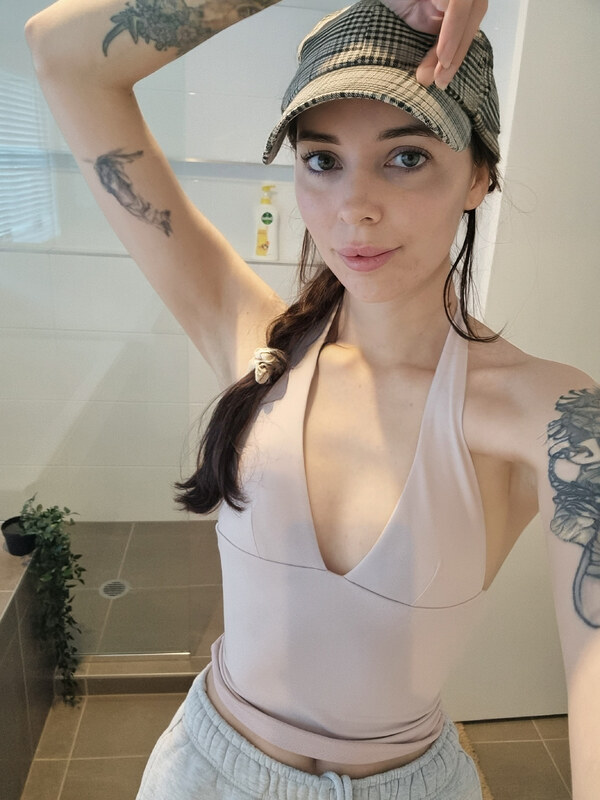 ELTK nude photo 20