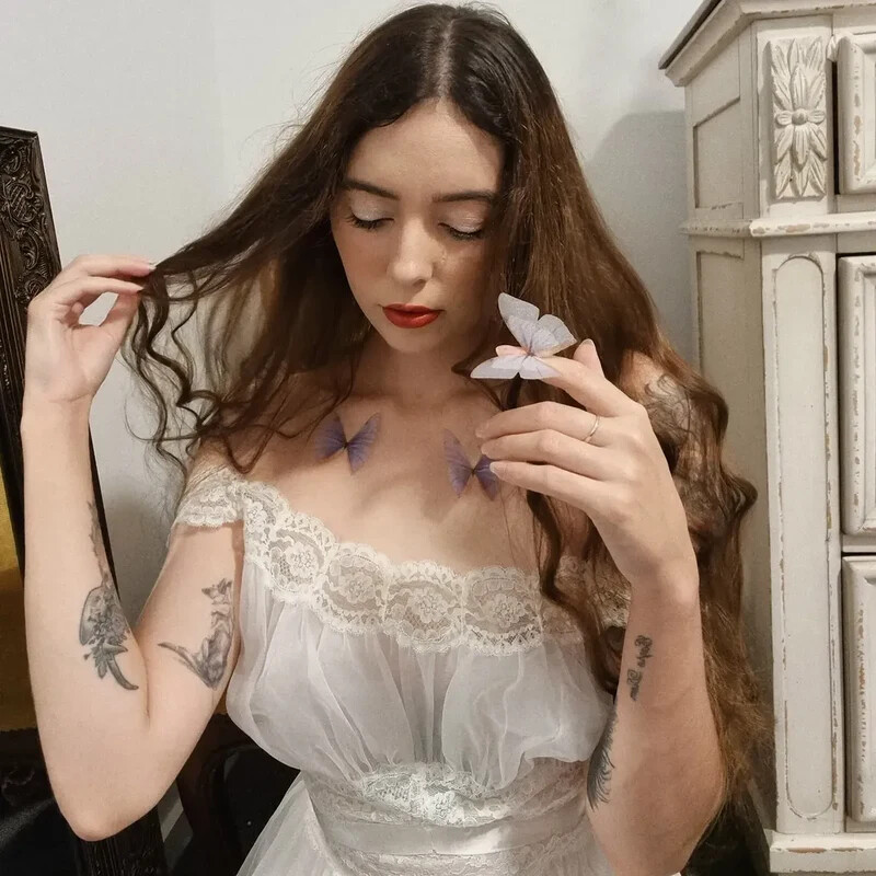 ELTK nude photo 8