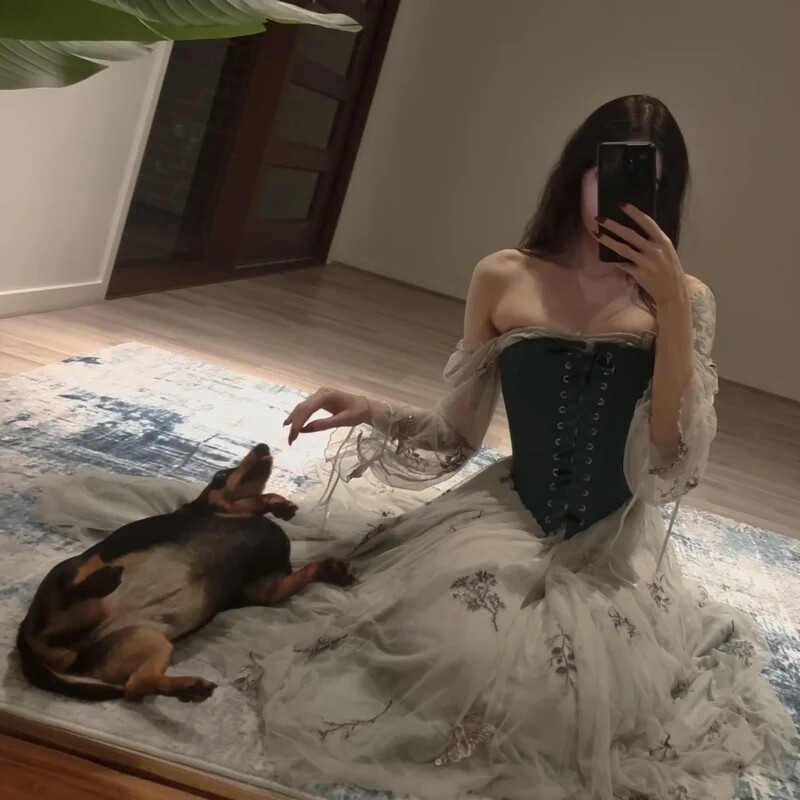 ELTK nude photo 20