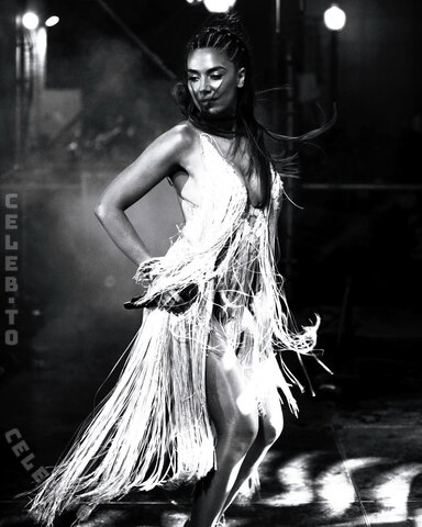 Elvana gjata photo 3