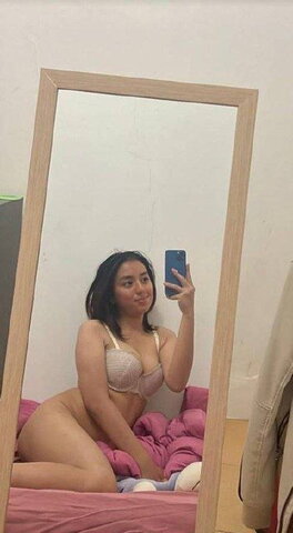 Elyana Bering nude photo 12