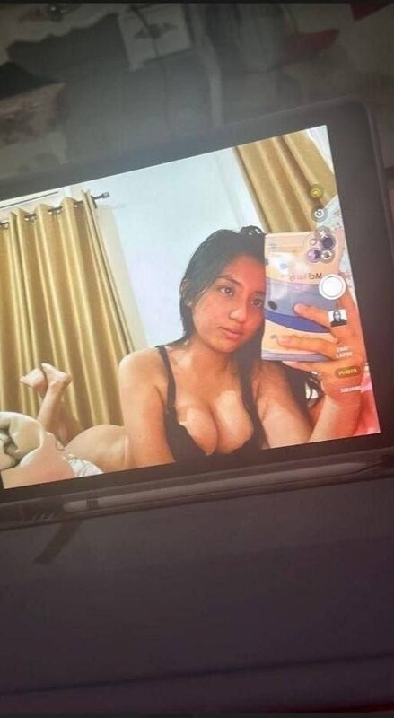 Elyana Bering nude photo 13
