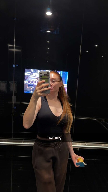 Elz the Witch nude photo 1