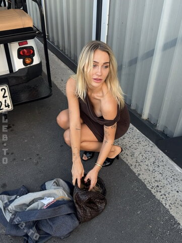 Ema Louise nude photo 17