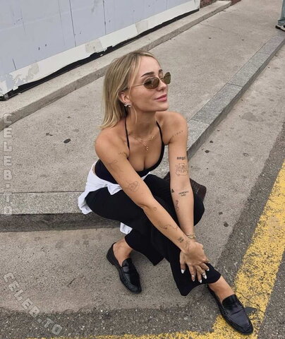 Ema Louise – New post