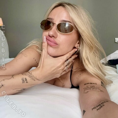 Ema Louise nude photo 13
